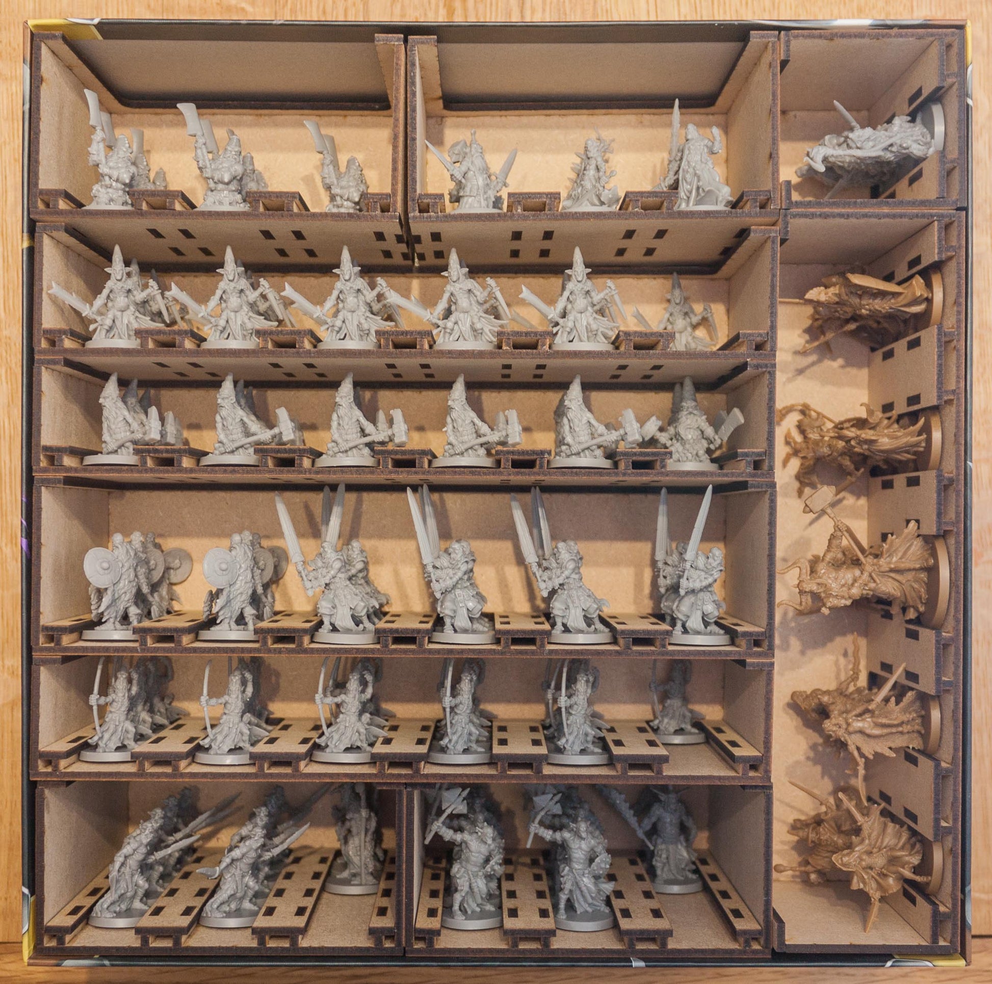 Massive Darkness Lightbringer Pledge Box Insert image 1